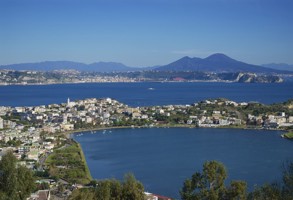 Sorrento Lake Avernus