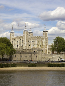 RS20008 159456470 Scr