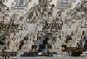 London Royal Courts Of Justice