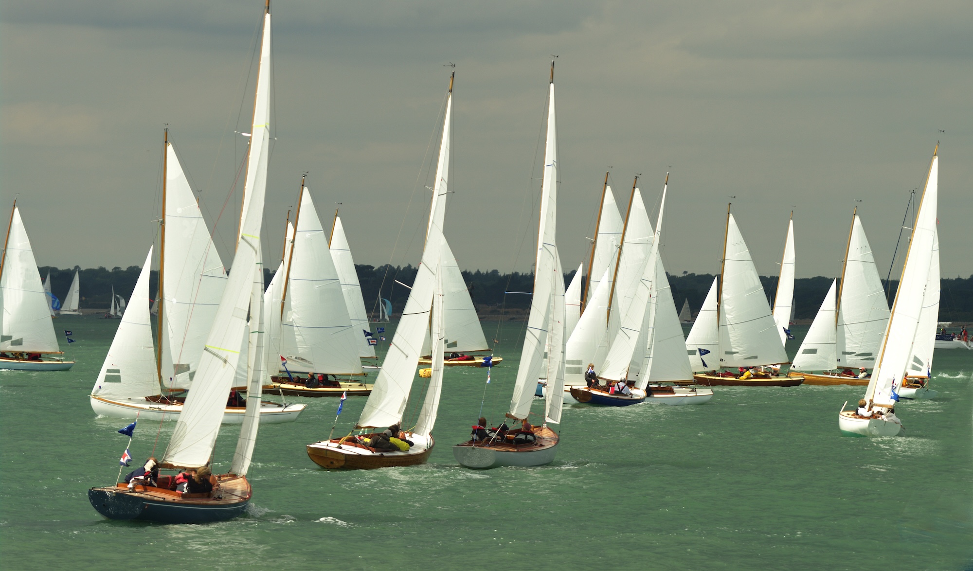 Watersports school trips to the Isle of Wight destination